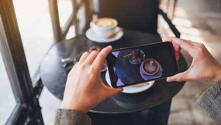 How to Promote Your Business on Instagram in 8 Simple Steps
